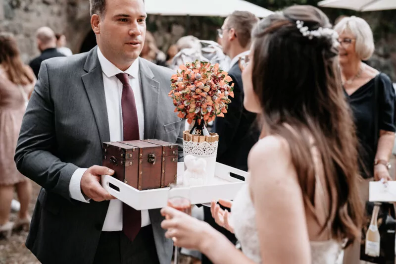 Sektempfang bei der Hochzeit von Franziska und Maik auf Schloss Hülchrath