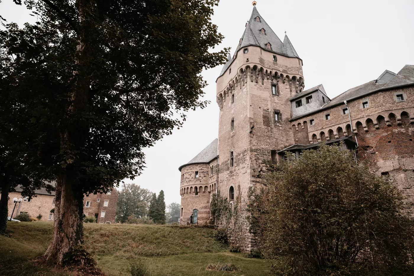 Schloss Hülchrath als Hochzeitslocation in Grevenbroich