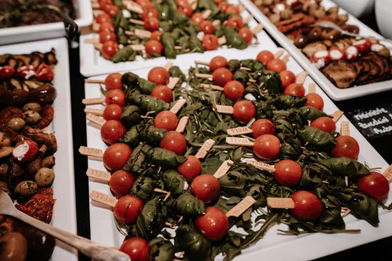 Abendessen und Buffet bei der Hochzeit von Franziska und Maik auf Schloss Hülchrath