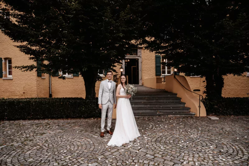 Ankunft der Gäste zur Hochzeit von Franziska und Maik auf Schloss Hülchrath