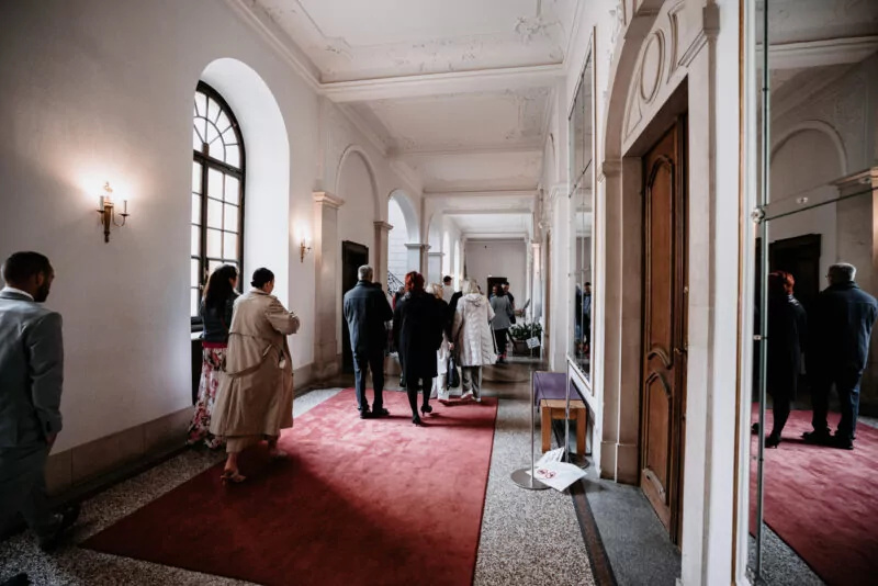 Sektempfang bei der Hochzeit von Greta und Dennis auf Schloss Dyck