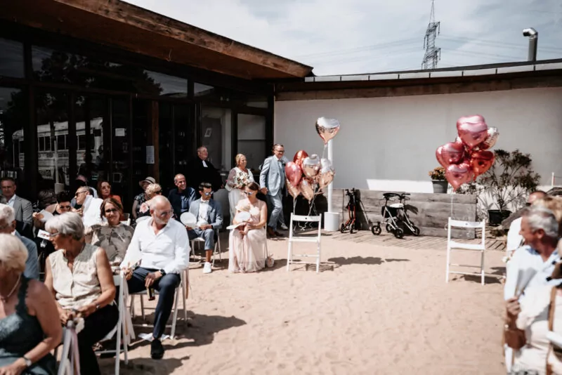 Trauung von Iris und Daniel am Wakebeach 257
