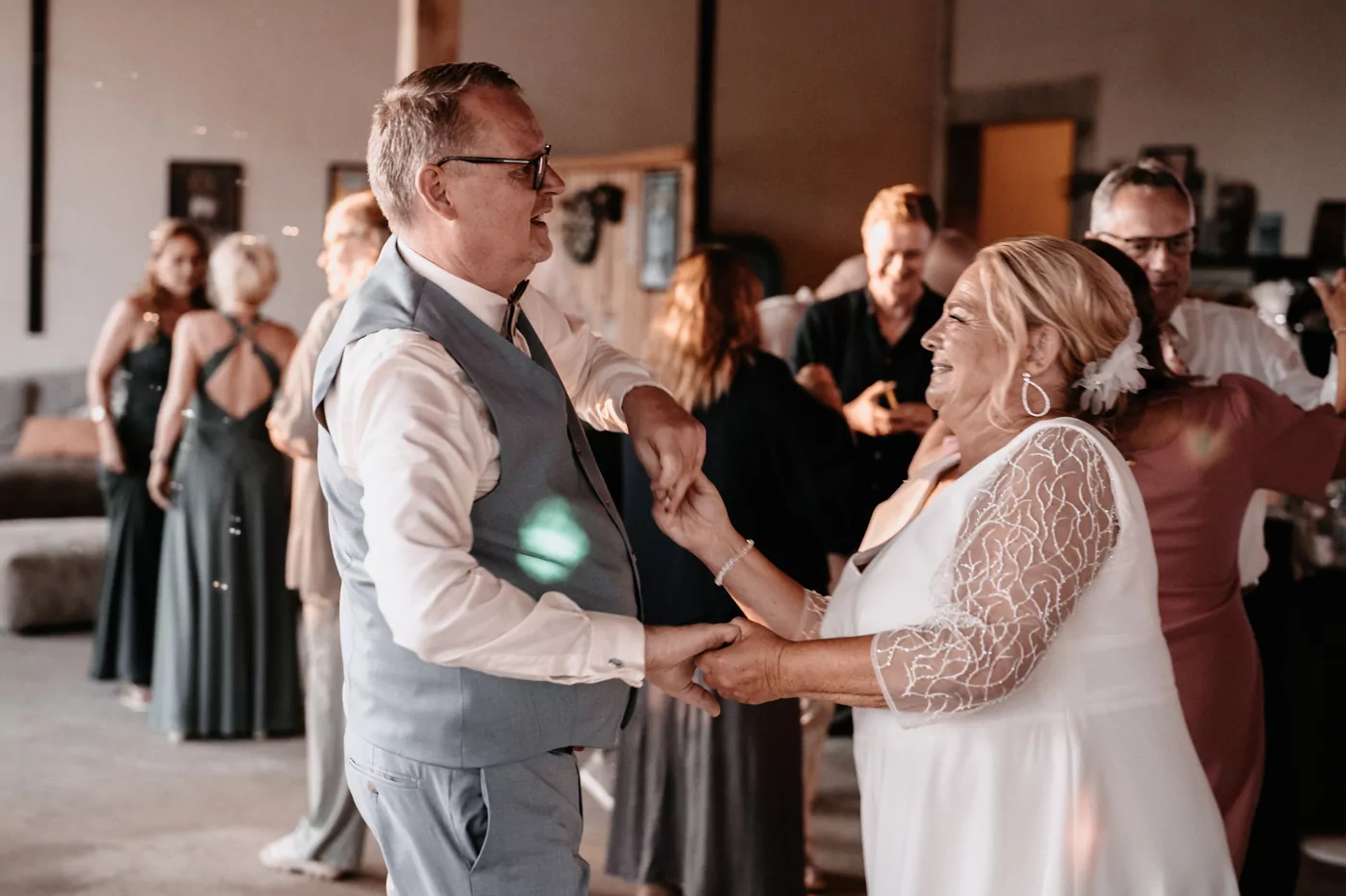 Hochzeitsparty von Iris und Daniel am Wakebeach 257