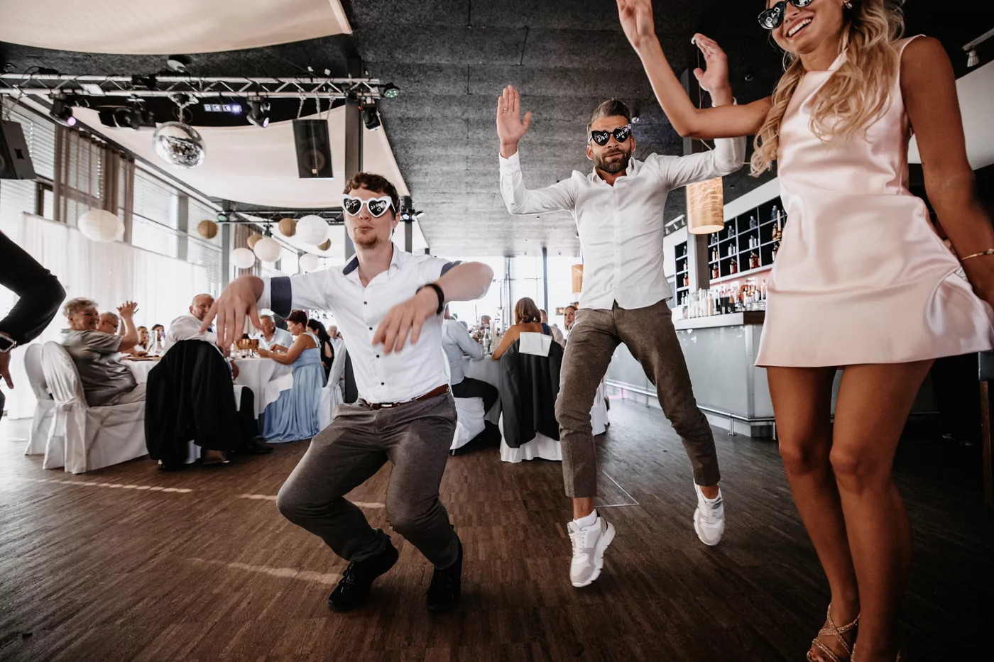 Hochzeitsparty von Isabelle und Daniel in der Pegelbar
