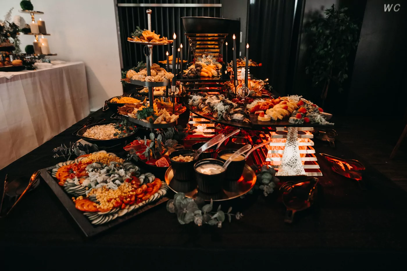 Abendessen und Buffet bei der Hochzeit von Isabelle und Daniel in der Pegelbar