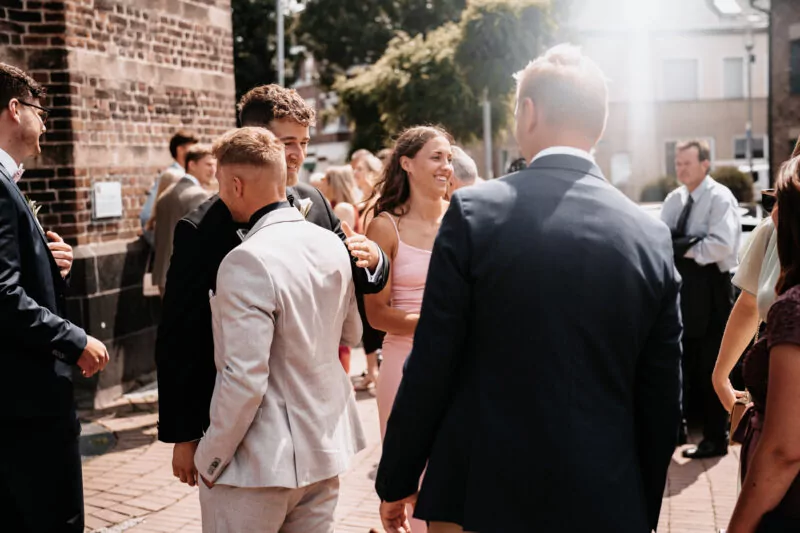 Ankunft der Gäste zur Hochzeit von Laura und Steffen am Am Krickenbecker See
