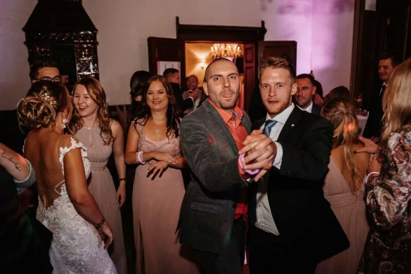 Hochzeitsparty von Sarah und Stephan auf Marienburg Monheim