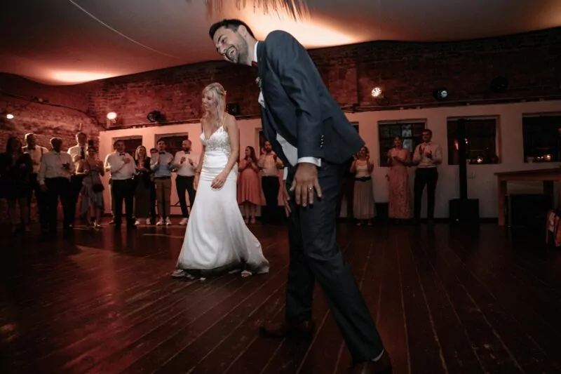 Hochzeitstanz von Janine und Tim auf Gut Diepensiepen
