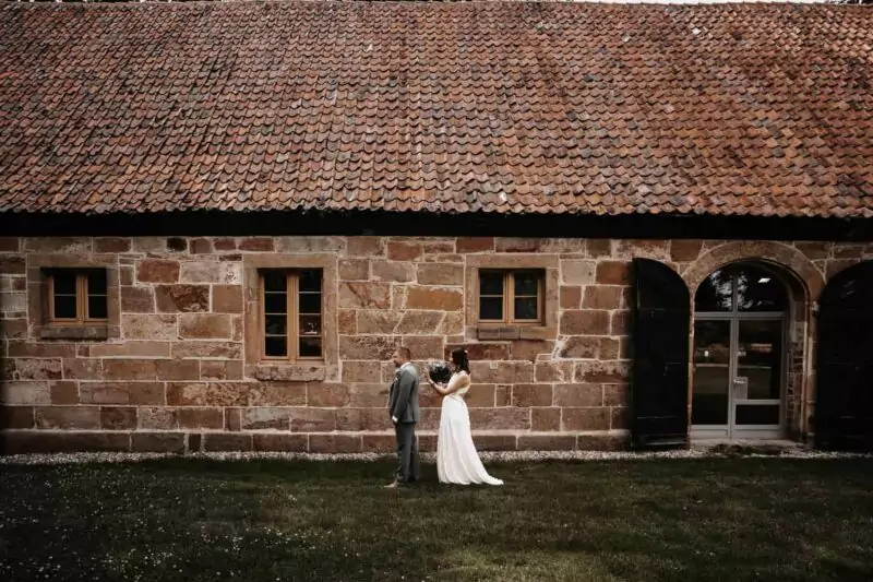 First Look von Elena und David im Kloster Bentlage